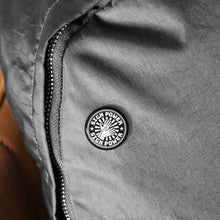 Charger l'image dans la galerie, Pin's noir "Sign Power" 2 (10 pièces)