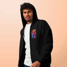 Charger l'image dans la galerie, Sweat à capuche unisexe à fermeture éclair "Just Sign It" 2
