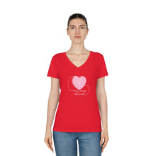 Charger l&#39;image dans la galerie, T-shirt à col V pour femme &quot;Mon amour est sourd&quot;

