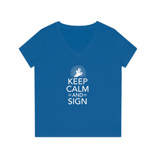 Charger l&#39;image dans la galerie, T-shirt à col V pour femme &quot;Keep calm and sign&quot;
