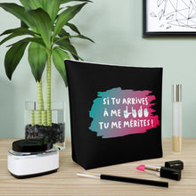 Charger l&#39;image dans la galerie, Sac à cosmétiques &quot;Si tu arrives à me lire, tu me mérites !&quot; Noir
