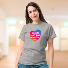 Charger l'image dans la galerie, T-shirt unisexe "Sourde mais pas muette"
